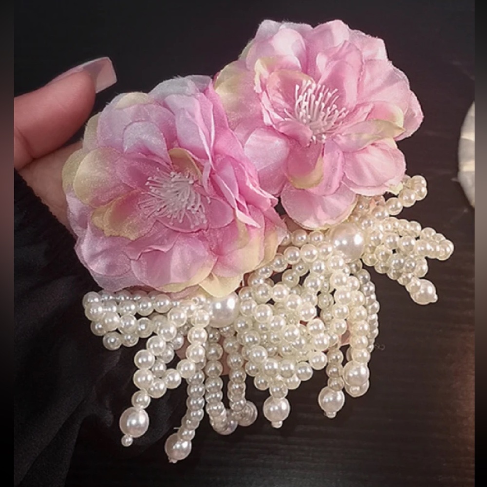 Elegant Pink Floral Flower Earrings🌸